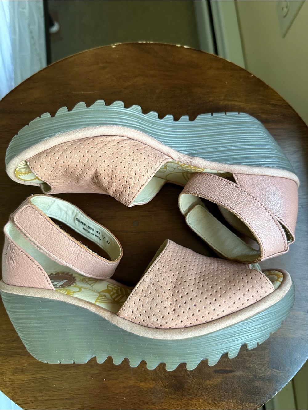 Fly London Yake Perf Leather Platform Wedge Sandals -Rose Pink EU 37/US 6.5-7 - Picture 8 of 11
